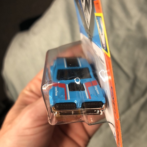 68’ Mercury Cougar - Picture 5 of 8